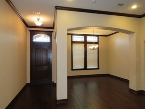 624 Yesterday Dr in Lindale, TX - Foto de edificio - Building Photo