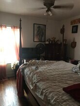 1475 W 77th St, Unit 1B in Chicago, IL - Building Photo - Building Photo