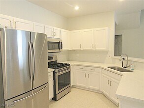 1577 Buffalo Brubaker Ln in Henderson, NV - Building Photo - Building Photo