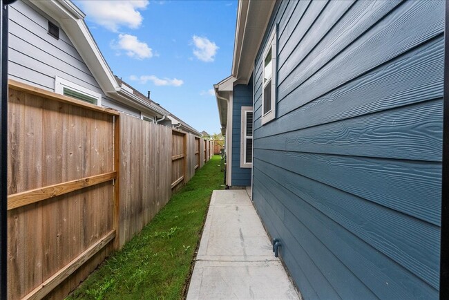 property at 10123 Crescendo Wy