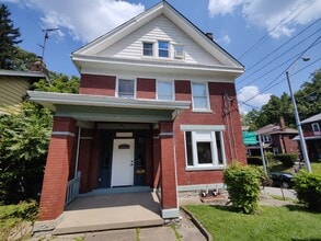 2000 Ryan Ave, Unit 1 in Cincinnati, OH - Building Photo - Building Photo