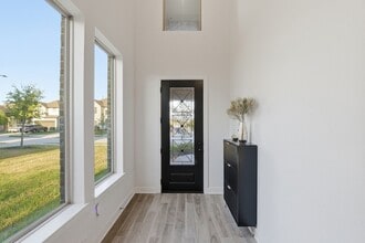 7031 Snow Finch Ln, Unit 1800#204 in Katy, TX - Building Photo - Building Photo