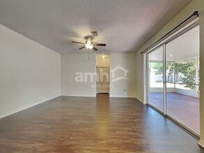 716 Grand Canyon Dr in Valrico, FL - Building Photo - Building Photo