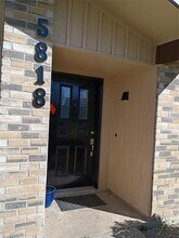 5818 Townshire Rd in Garland, TX - Building Photo - Building Photo