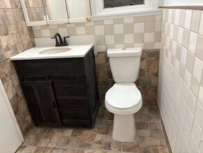 86 Huntington Cir in Pittsburg, CA - Building Photo - Building Photo