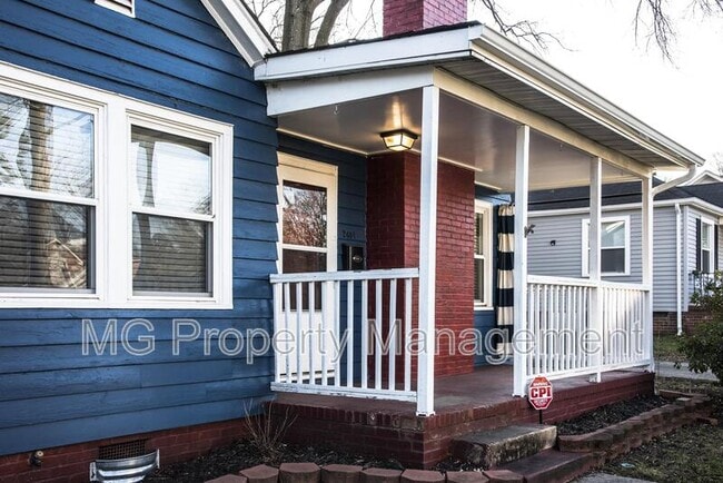 2401 Greenland Ave in Charlotte, NC - Building Photo - Building Photo