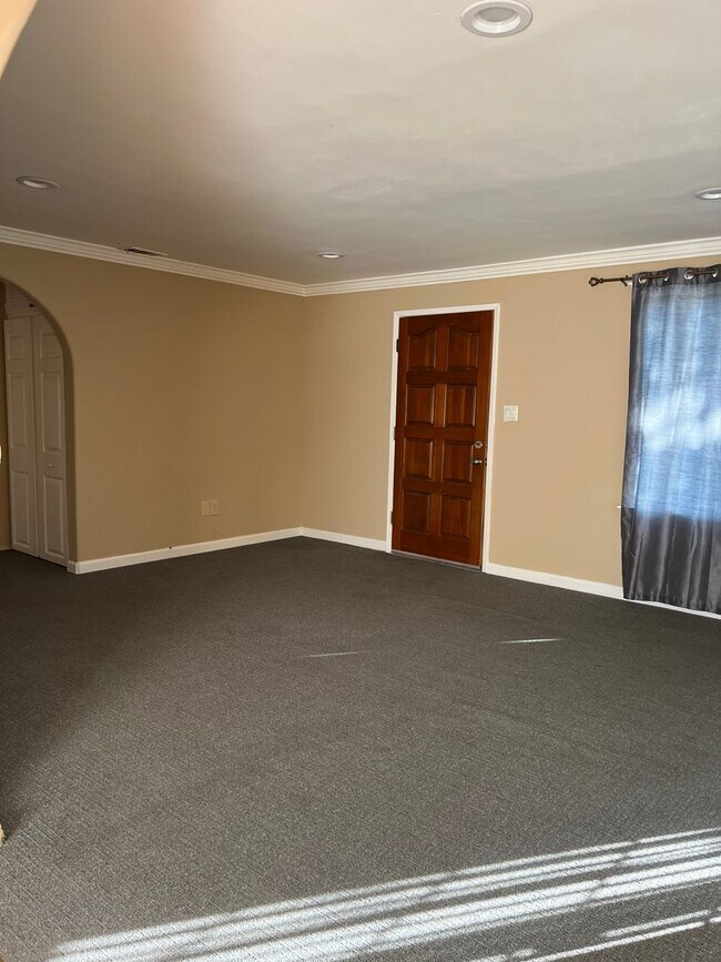 16160 Keith Way in Morgan Hill, CA - Foto de edificio - Building Photo