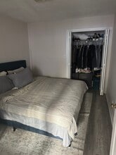 205 Ferry St, Unit Unit 210 in Everett, MA - Building Photo - Building Photo