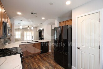 2009 E Lindrick Dr in Gilbert, AZ - Building Photo - Building Photo