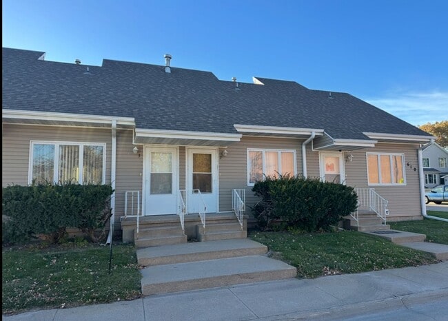 property at 610 Curtis St