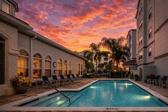 Arietta 55+ Senior Living in Sarasota, FL - Foto de edificio - Building Photo