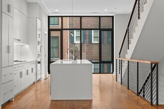 1-17 Edgerly Pl in Boston, MA - Building Photo - Building Photo