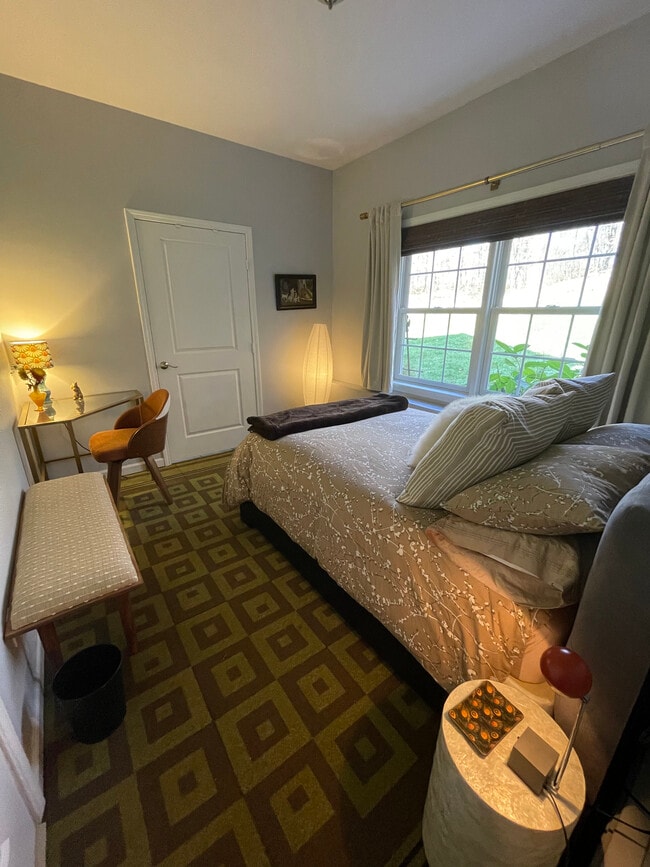 property at 20 Maple Hill Rdge