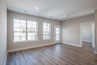 The Linc Valpo in Valparaiso, IN - Foto de edificio - Interior Photo