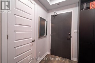 2 Adam Sellers St in Markham, ON - Building Photo - Building Photo