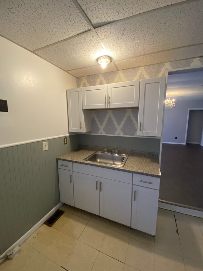 57 Rexford St, Unit 3 in Norwich, NY - Foto de edificio - Building Photo