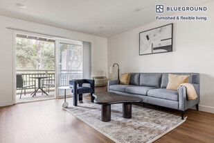 600 Park View Dr in Santa Clara, CA - Building Photo