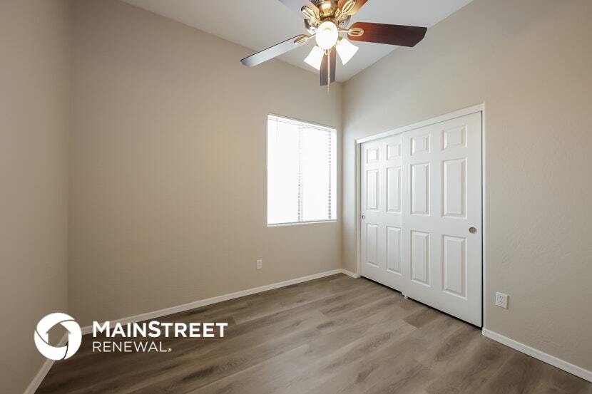 6332 W Pontiac Dr in Glendale, AZ - Building Photo