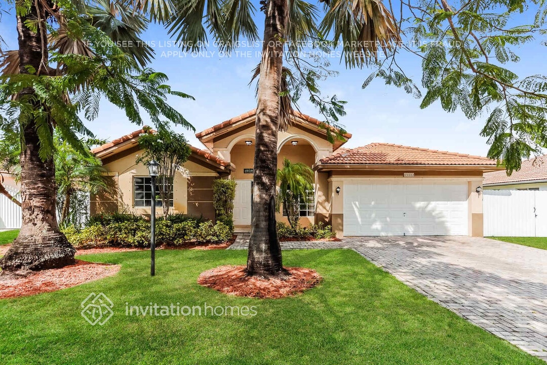 15113 SW 35th Terrace in Miami, FL - Building Photo