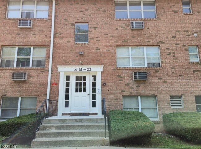 1041 Ridge St in Alpha, NJ - Building Photo - Building Photo