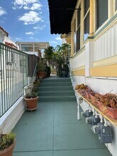 2329 Curlew St, Unit #3 in San Diego, CA - Building Photo - Building Photo