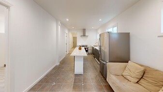 375 E Saint James St in San Jose, CA - Building Photo - Building Photo