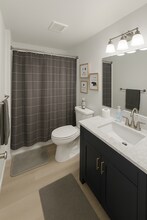 1844 S 250th Pl in Des Moines, WA - Building Photo - Building Photo