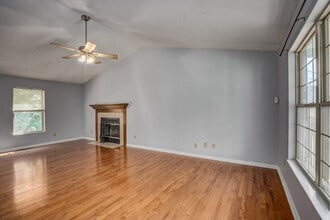 330 River Rd in Fort Thomas, KY - Building Photo - Building Photo