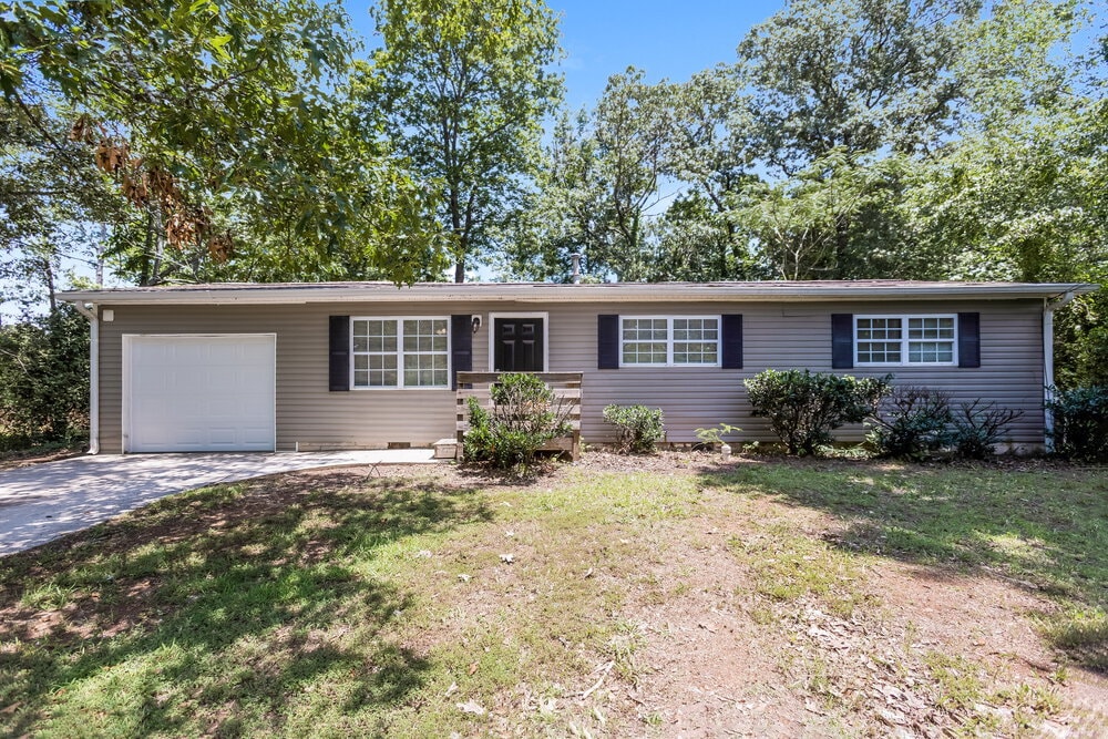 4703 Rambling Rd NE in Kennesaw, GA - Building Photo