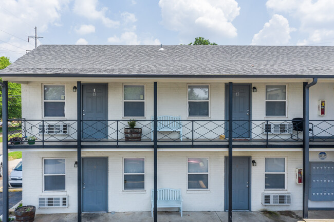 MF-08-Belle Grove Apartments in Fort Smith, AR - Foto de edificio - Building Photo