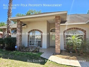 1517 Hastings Path in Lakeland, FL - Foto de edificio - Building Photo