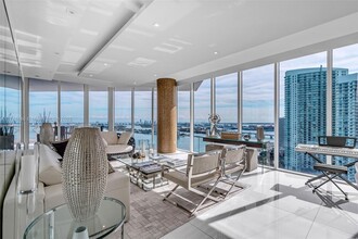 2020 N Bayshore Dr in Miami, FL - Building Photo - Building Photo