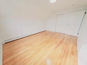 12 Houston Ter, Unit 4 in Stamford, CT - Building Photo - Building Photo