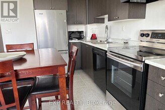 1346-1346 Danforth Rd in Toronto, ON - Building Photo - Building Photo