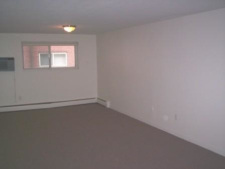 310 Copeland St in Quincy, MA - Building Photo