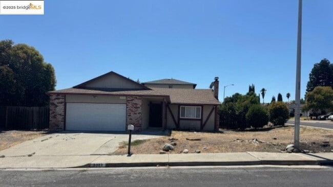 property at 3323 Blythe Dr