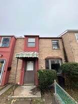 324 Enright Ct in Pittsburgh, PA - Building Photo