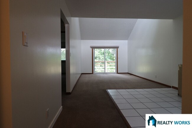 230 Parkside Ln in Lincoln, NE - Building Photo - Building Photo