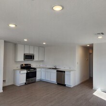 7204 India Star- in San Antonio, TX - Foto de edificio - Building Photo