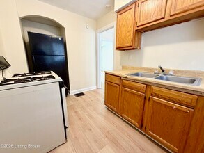 4309 Elliott Ave in Louisville, KY - Building Photo - Building Photo