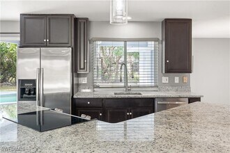 8707 Chatham St in Ft. Myers, FL - Building Photo - Building Photo