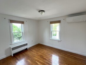 16 Elliott St in Melrose, MA - Building Photo - Building Photo