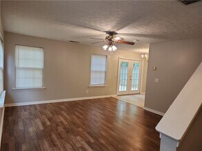 229 Osmanthus Way in Canton, GA - Building Photo - Building Photo