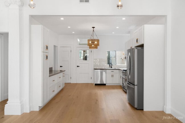 814 Divisadero St in San Francisco, CA - Building Photo - Building Photo