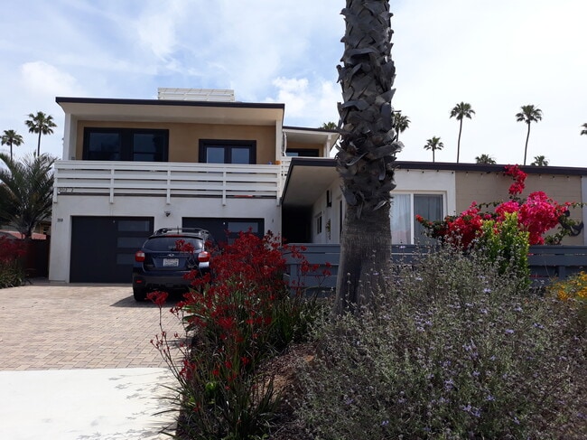 2010 Broadway St, Unit 4