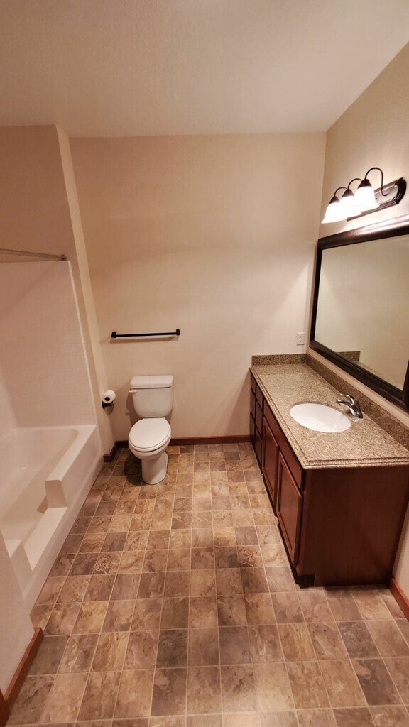 Heritage West Allis Senior West Allis, WI Apartments