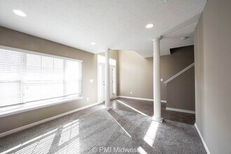 1033 3rd Ave NW in Carmel, IN - Building Photo - Building Photo