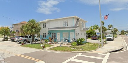 Vittoria in Treasure Island, FL - Foto de edificio - Building Photo