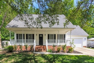 6009 Burnt Mill Run in Matthews, NC - Building Photo