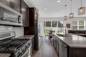 2532 Autumn Stream Dr in Leesburg, FL - Building Photo - Building Photo